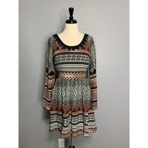 Alya Tribal Boho Beaded Flare Sleeve Dress Small